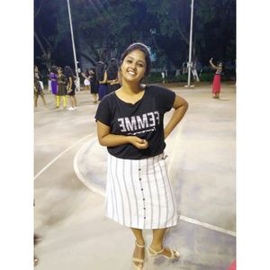 Meet your Posher, Sona